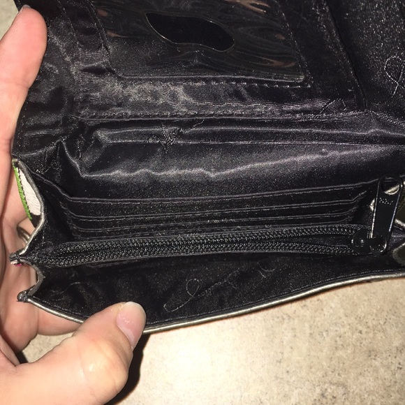 Vera Bradley Wallet - Picture 3 of 7